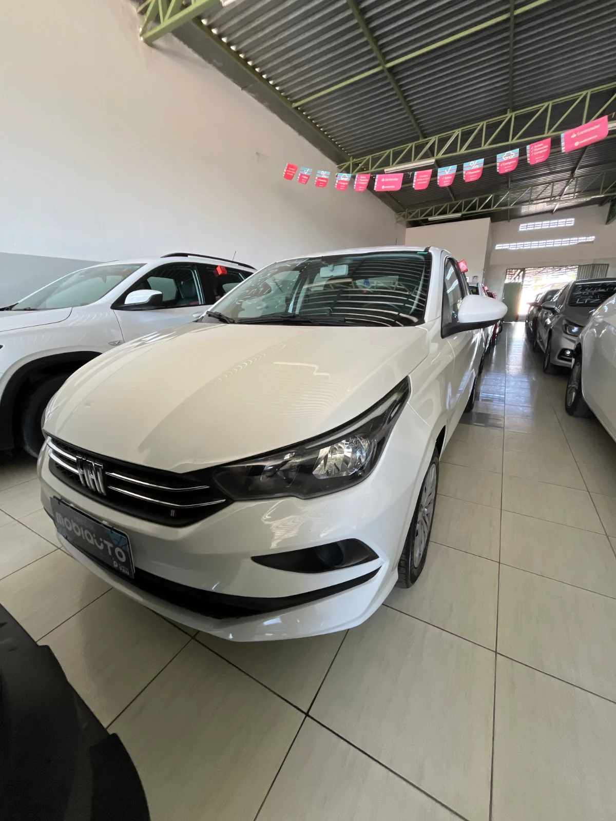 Fiat Cronos — foto 1 de 4