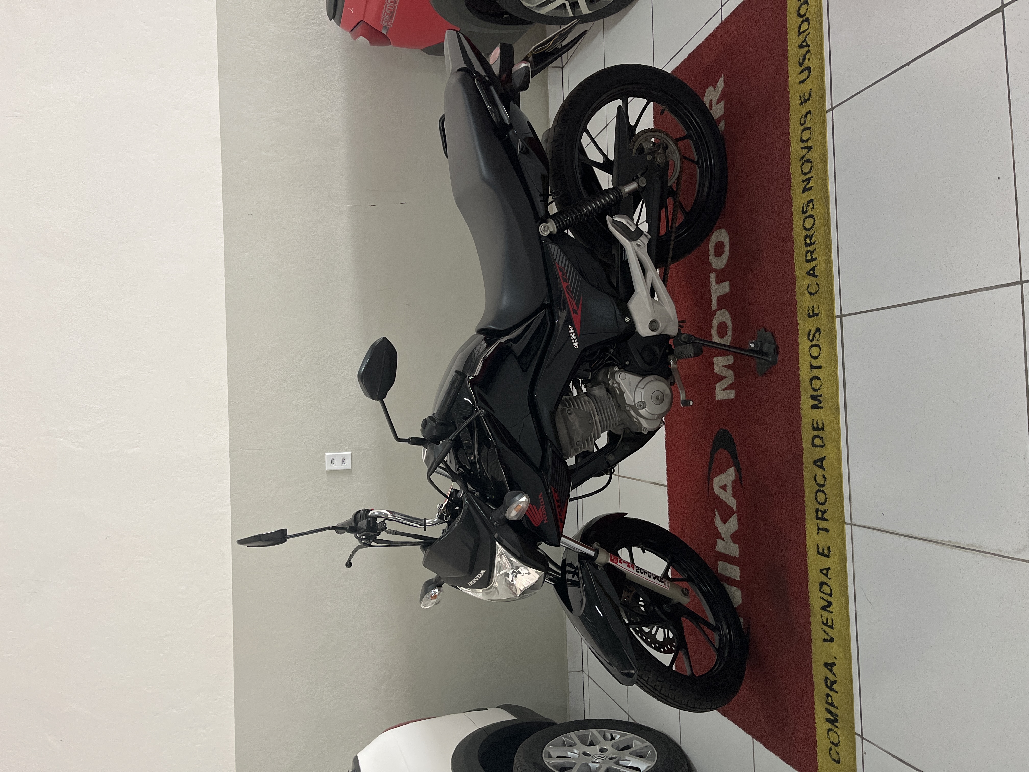 Honda Fan — foto 1 de 4