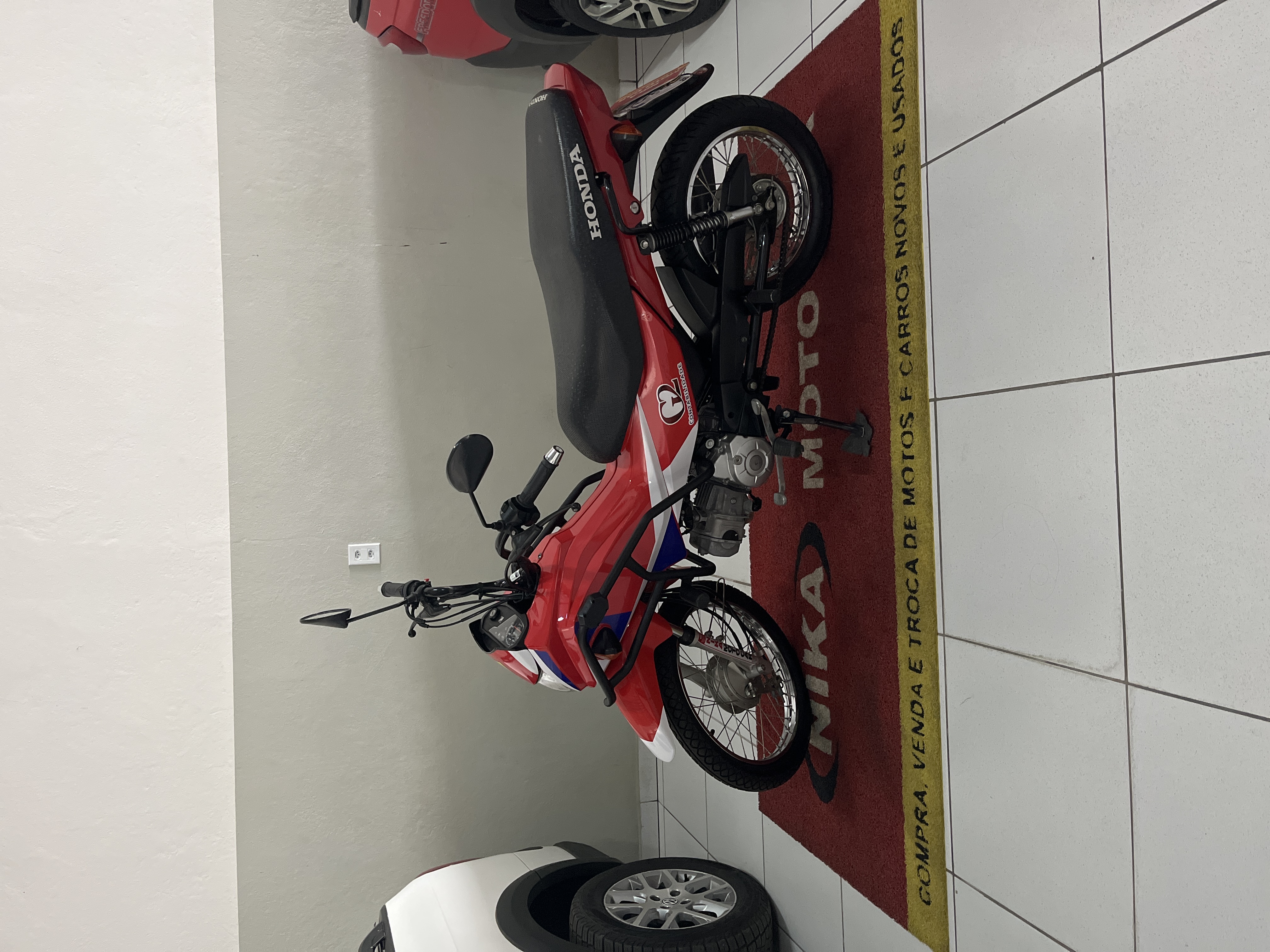 Honda Pop — foto 1 de 4
