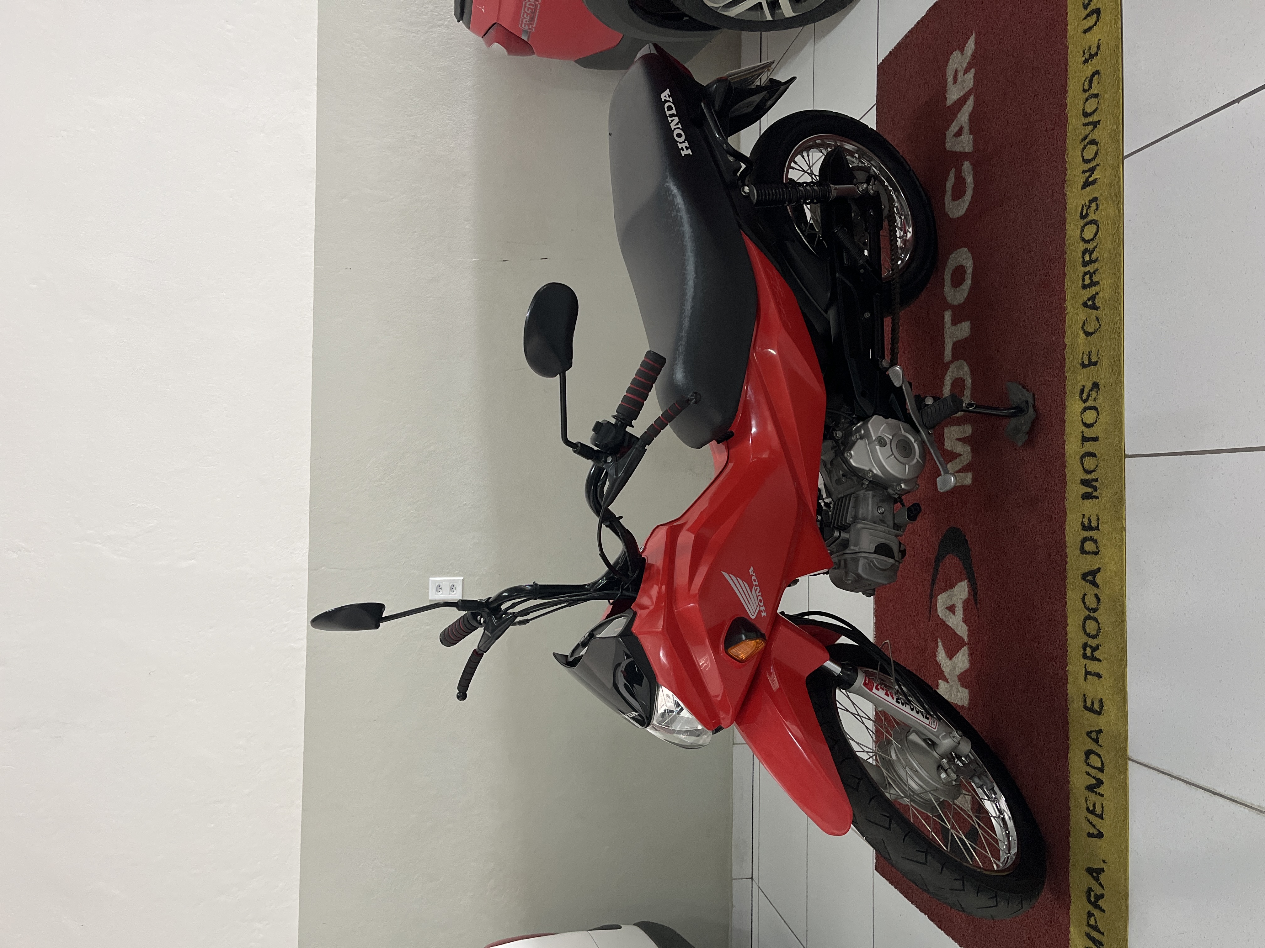 Honda Pop — foto 1 de 4