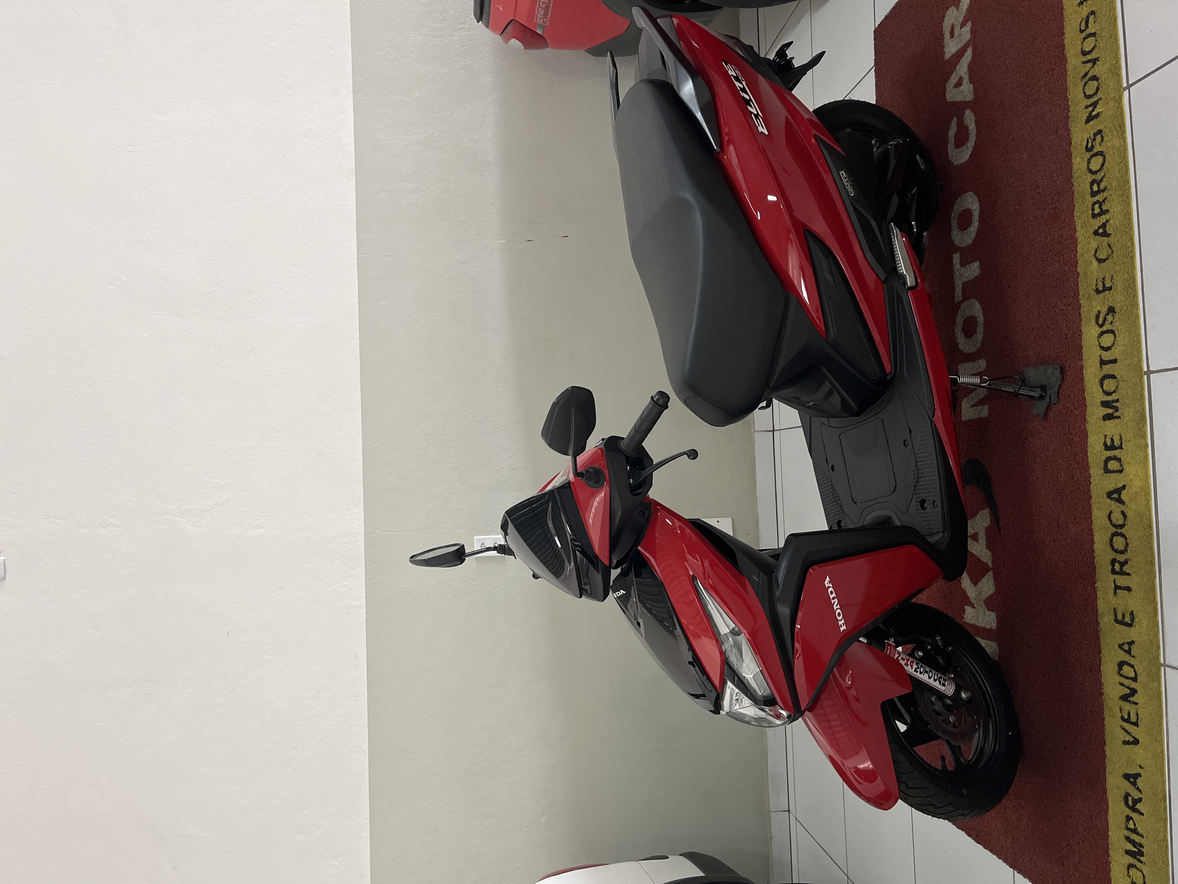 Honda Elite 125 — foto 1 de 4