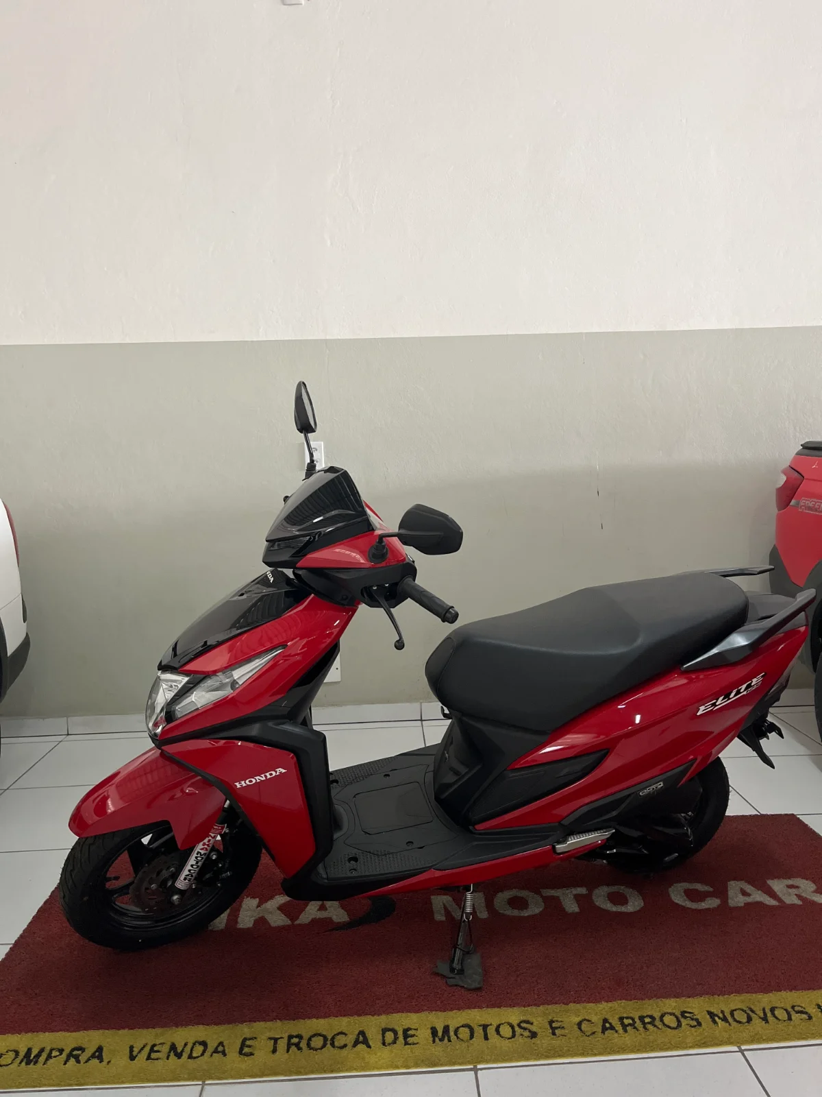 Honda Elite 125 — foto 1 de 4