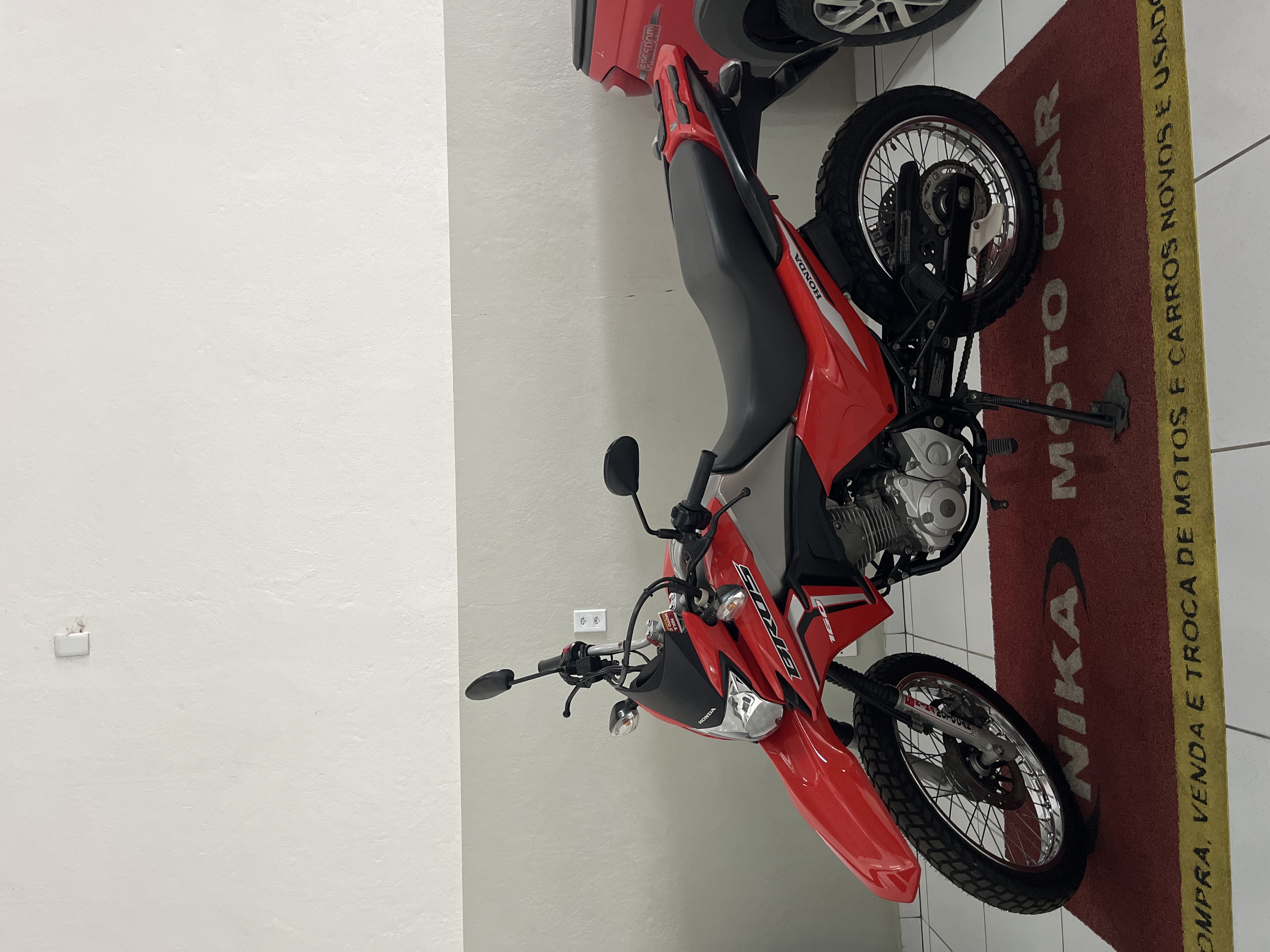 Honda Bros 160 — foto 1 de 4
