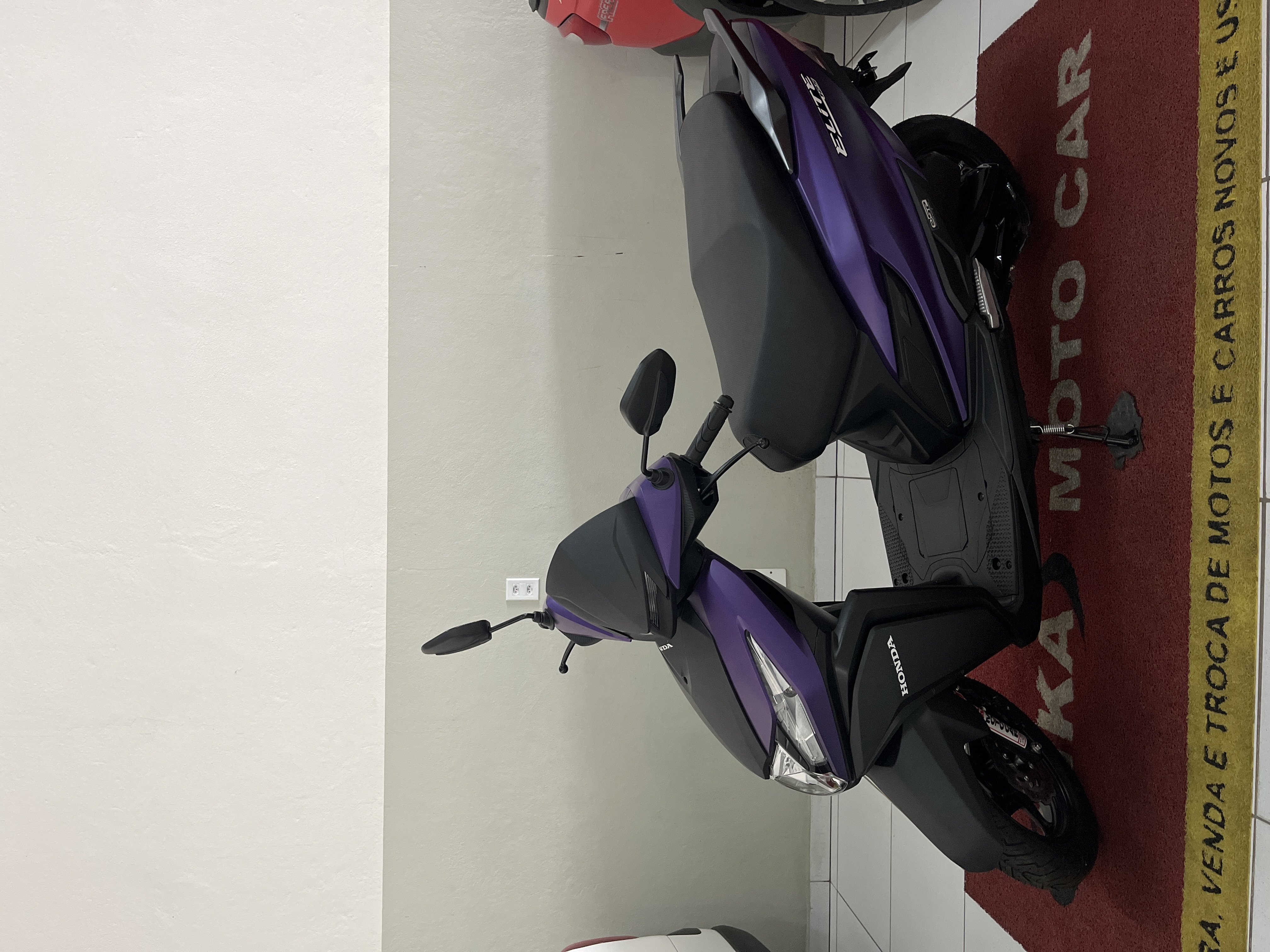 Honda Elite — foto 1 de 4