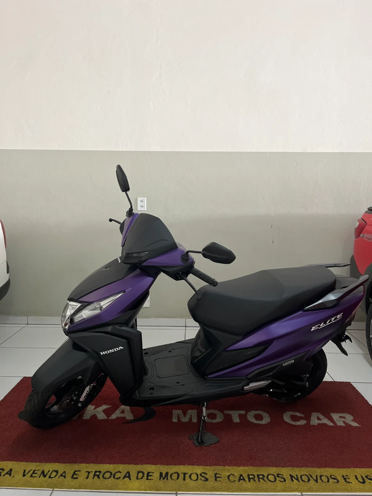 Honda Elite — foto 1 de 4