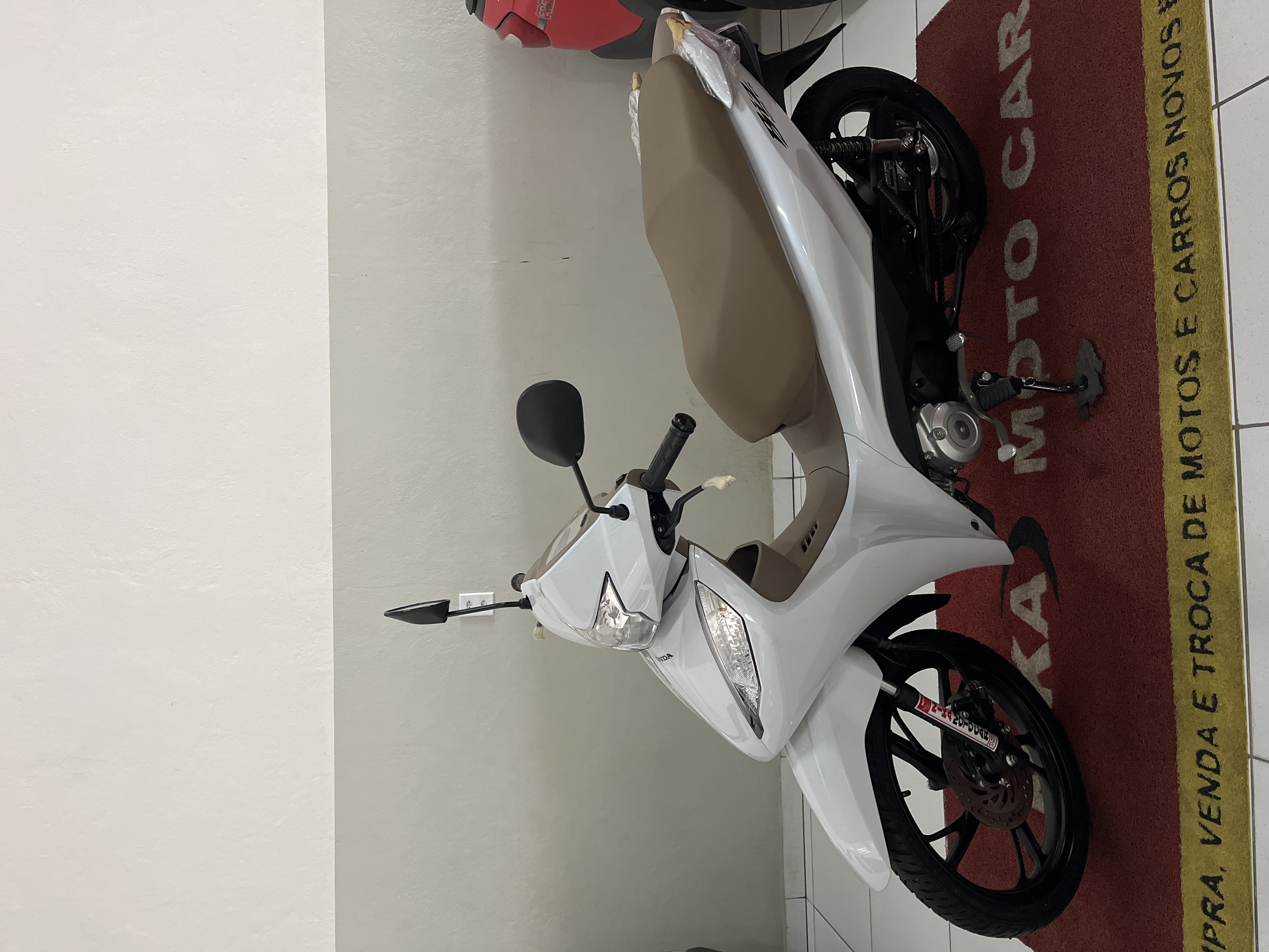 Honda Biz EX — foto 1 de 4