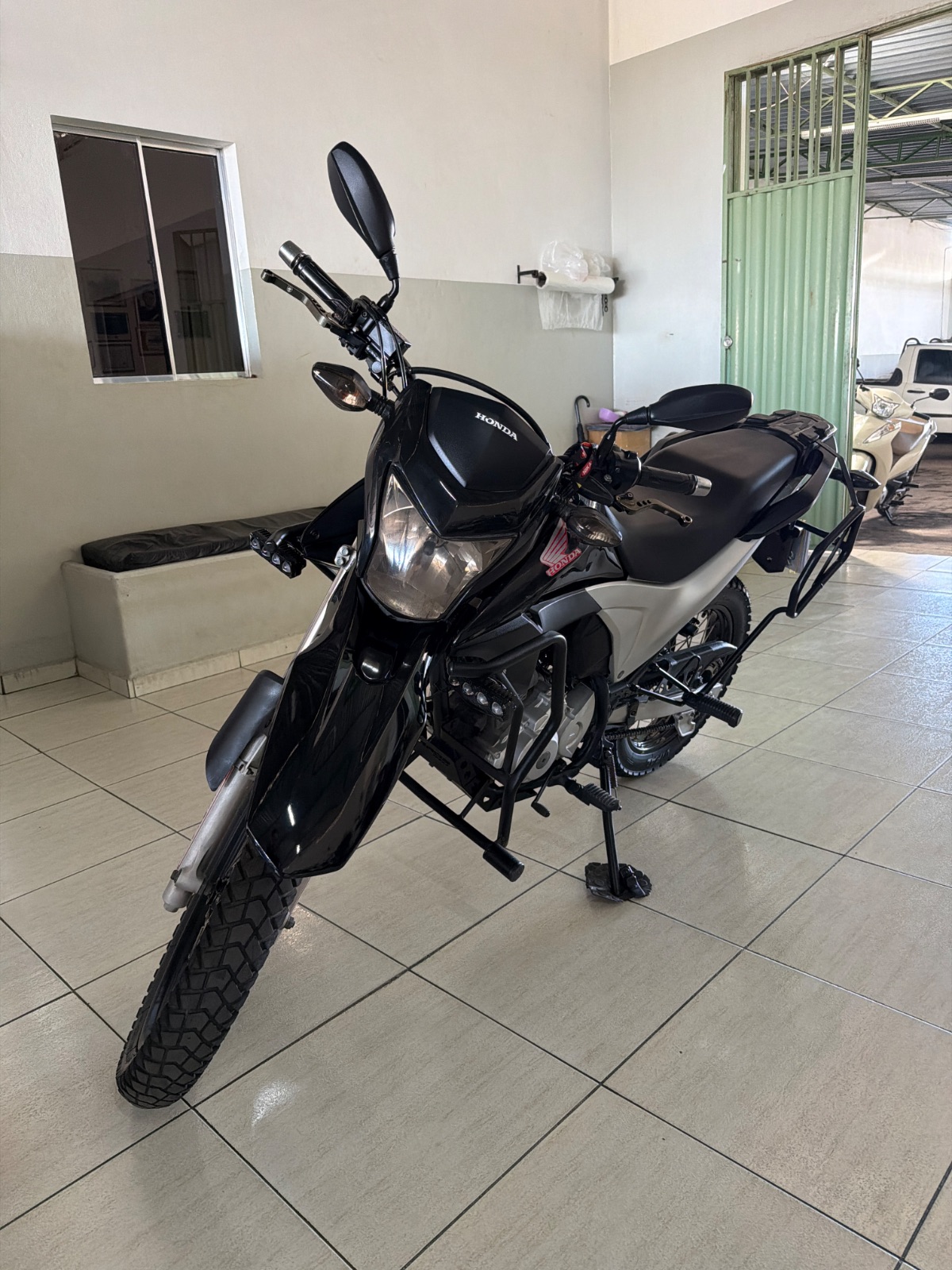 Honda Bros 2015 — foto 1 de 3