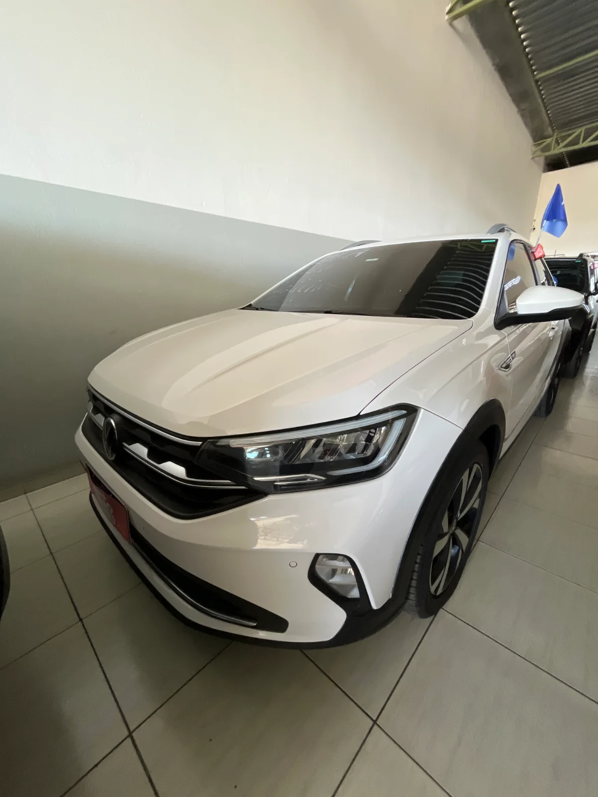 Volkswagen Nivus — foto 1 de 4