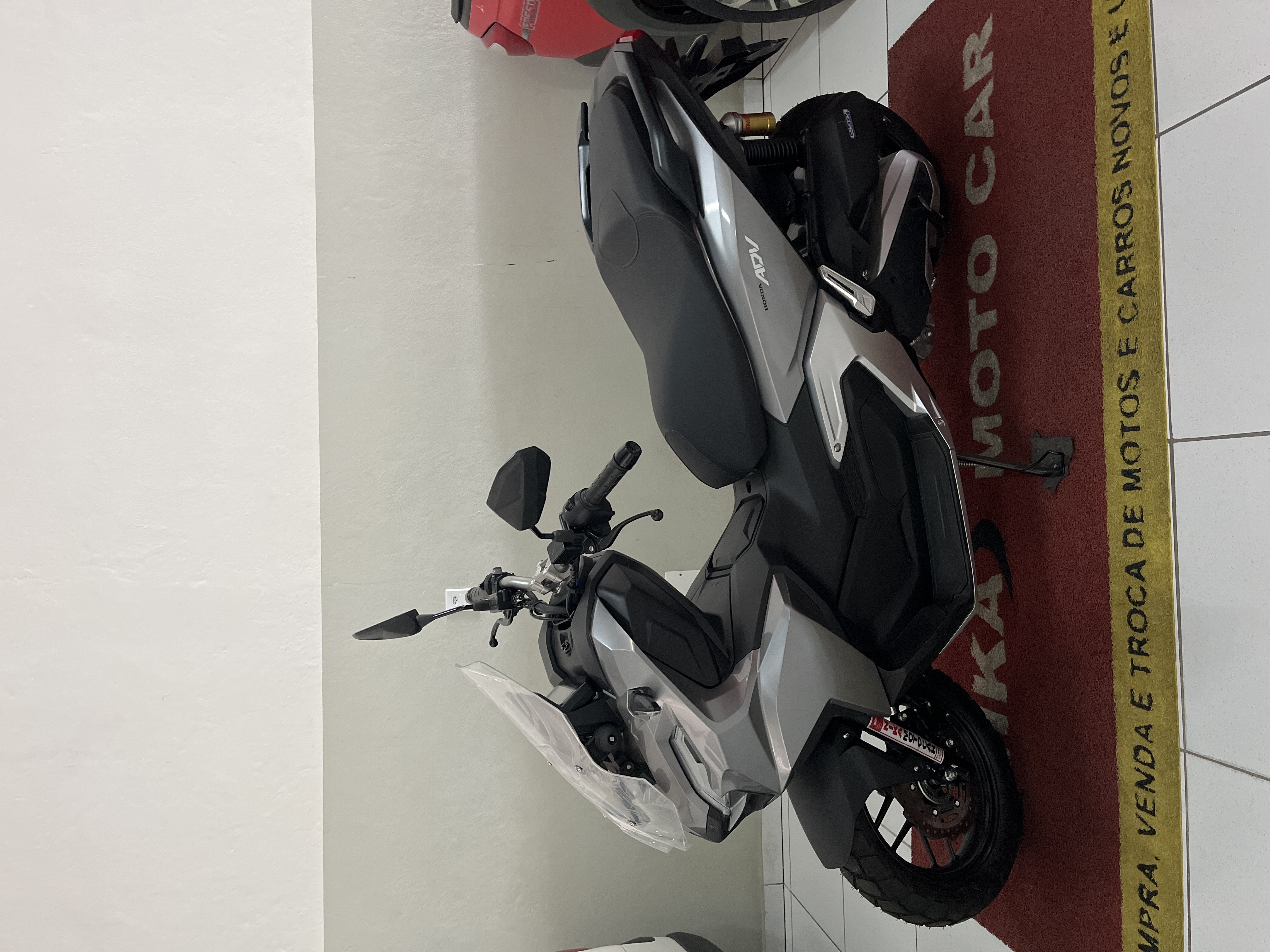 Honda ADV — foto 1 de 4