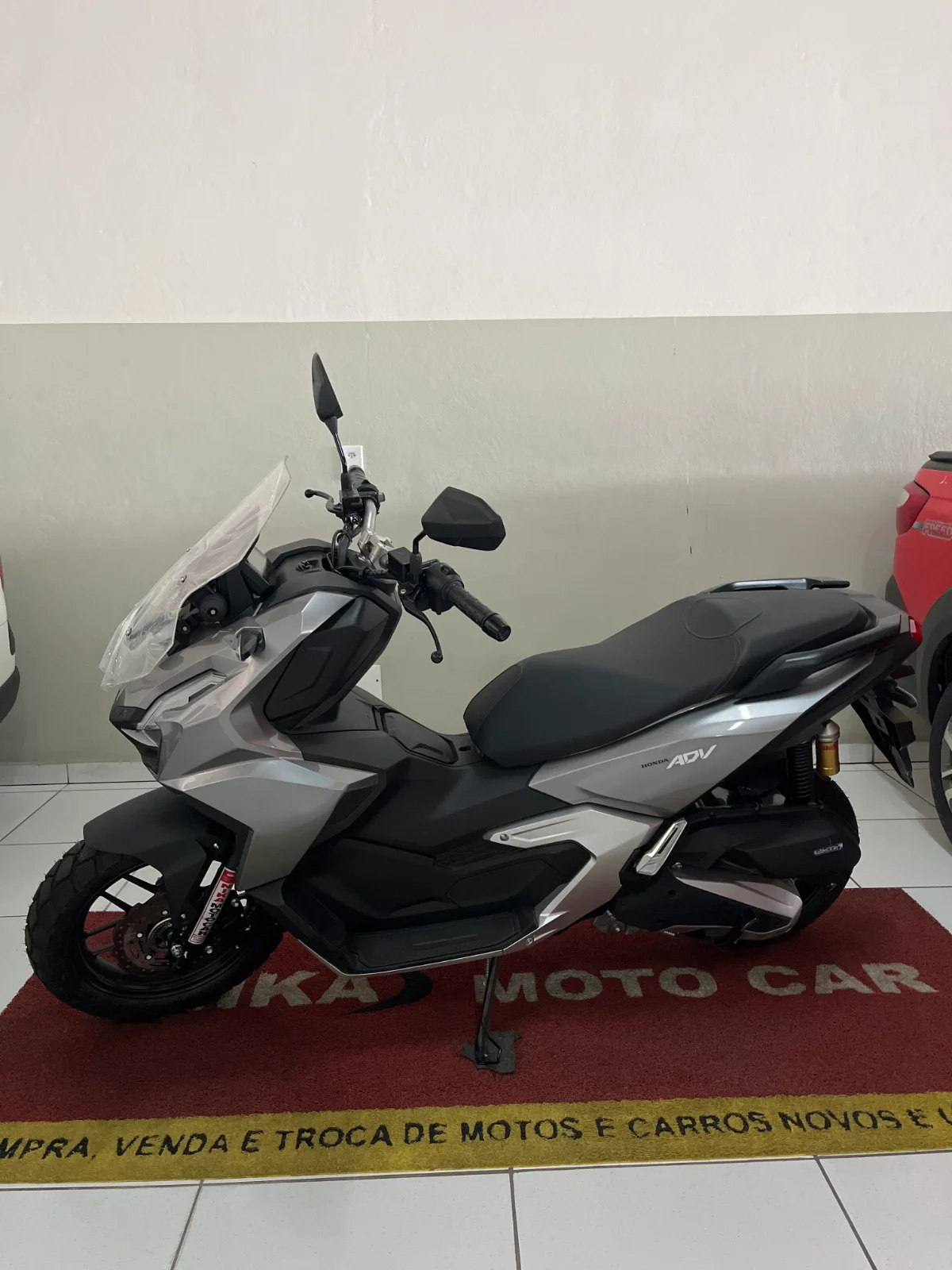 Honda ADV — foto 1 de 4