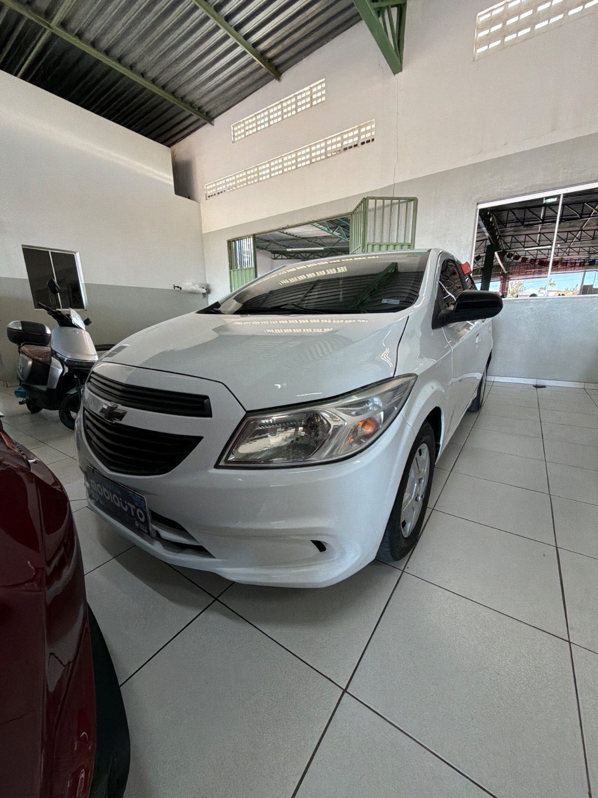 Chevrolet Onix — foto 1 de 4